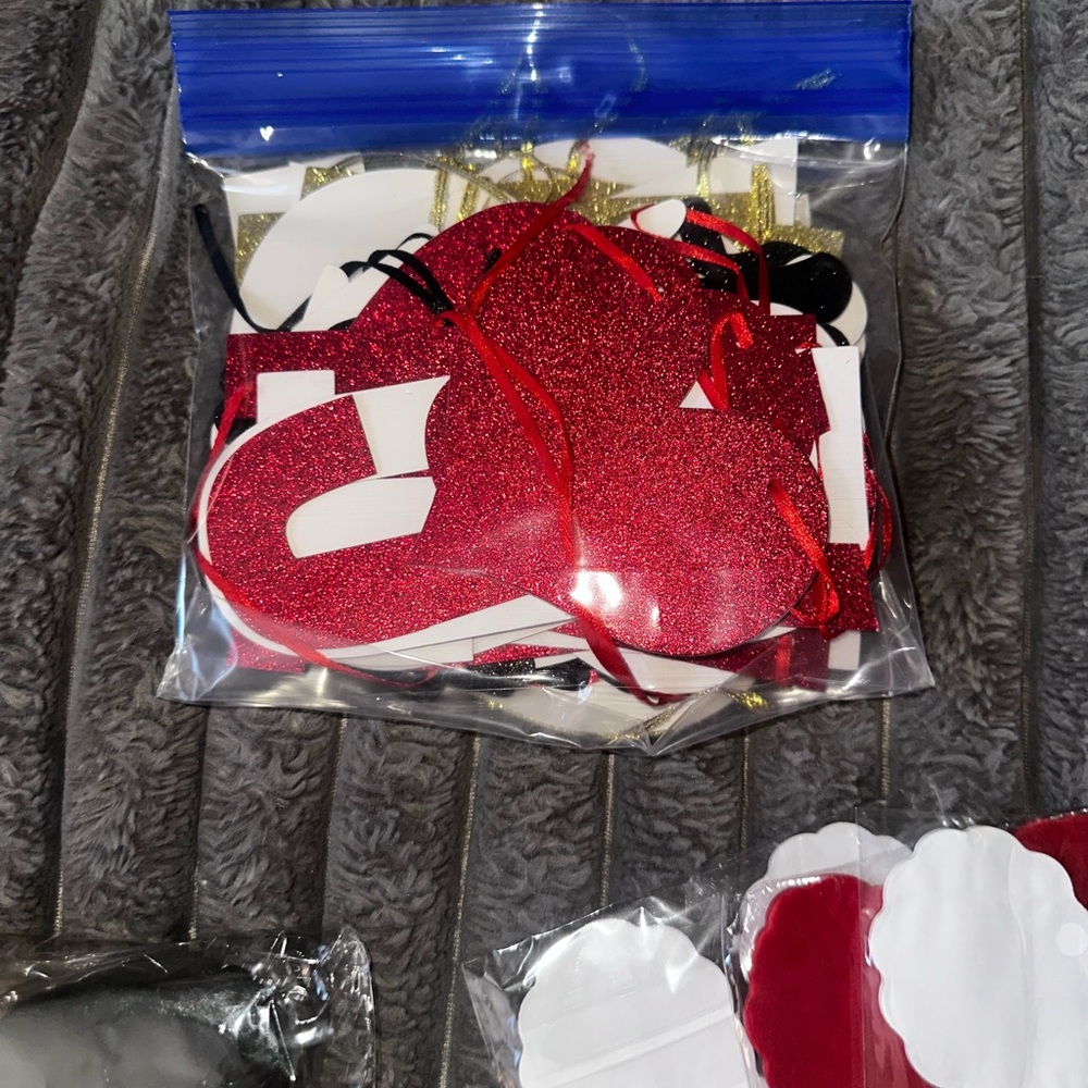 90th Birthday Party Supplies LOT - Red, Black, Gold - Picture 6 of 14